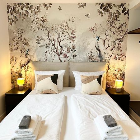 Special Apartment - Stadtnah, Balkon, Parkplatz, E-Ladestation, Gitterbox Fuer Fahrraeder, Fitnessstudio โคเบลนซ์ ภายนอก รูปภาพ
